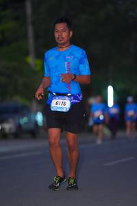 BIB: 6176
                            <button type="button" onclick="openModal(3263368)" class="btn btn-primary btn-sm float-right btn-popup" data-toggle="modal" data-target=".modal-high-quality">
                        <i class="fas fa-shopping-cart"></i> Add to Cart
                    </button>
                                            <button type="button" onclick="isThisMe(3263368, true)" class="btn btn-success btn-sm float-right btn-popup btn-isme hidden" data-toggle="tooltip" data-placement="bottom" title="นี่คือรูปของคุณใช่ไหม คลิกที่นี่เพื่อเอาเข้าอัลบั้ม">
                        <i class="fas fa-plus"></i> Add to album
                    </button>
                    <button type="button" onclick="isThisMe(3263368, false)" class="btn btn-warning btn-sm float-right btn-popup btn-isnotme hidden">
                        <i class="fas fa-ban"></i> Remove from album
                    </button>